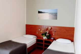 Отель Hotel Górski Прущ-Гданьский Стандартный двухместный номер с 2 отдельными кроватями-3
